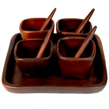 Pomaireware Rectangular Clay Tray with Sqaure Condiment Bowls